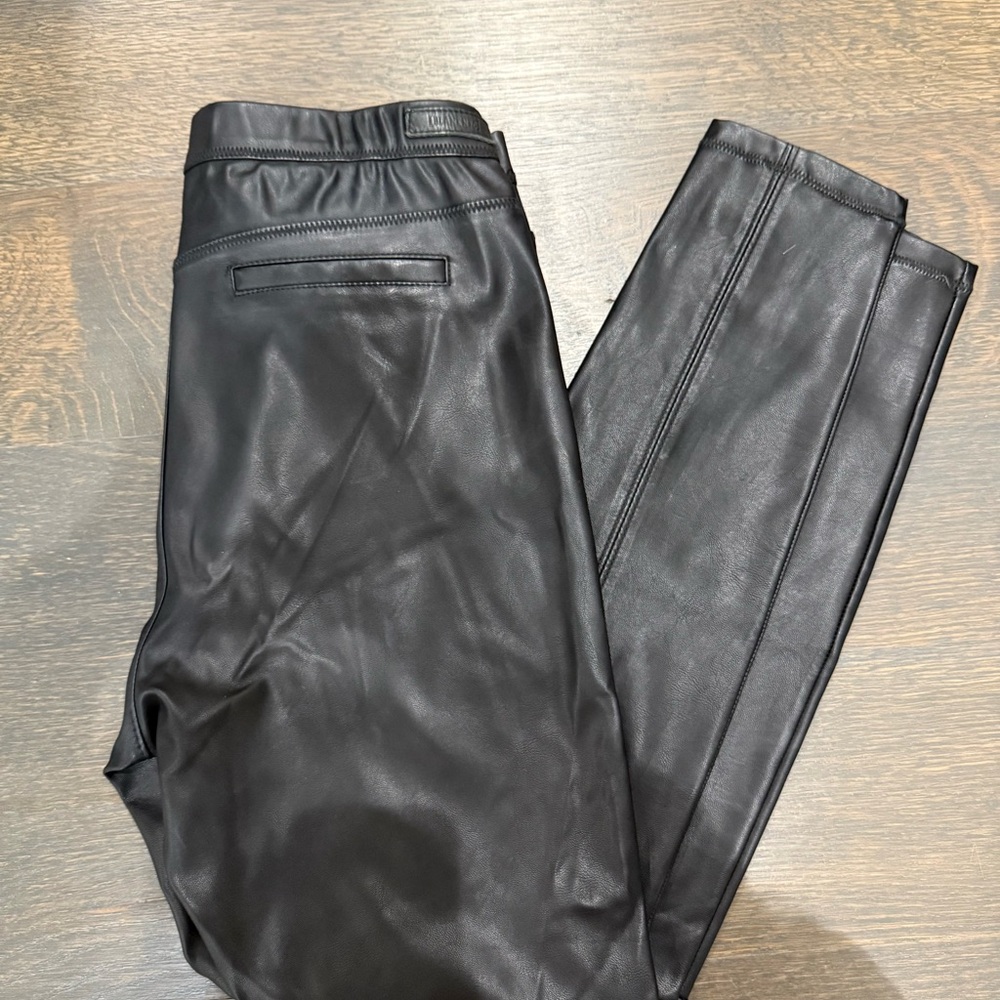BlankNYC Luxury Vegan Leather Leggings, 6 - Picture 7 of 7